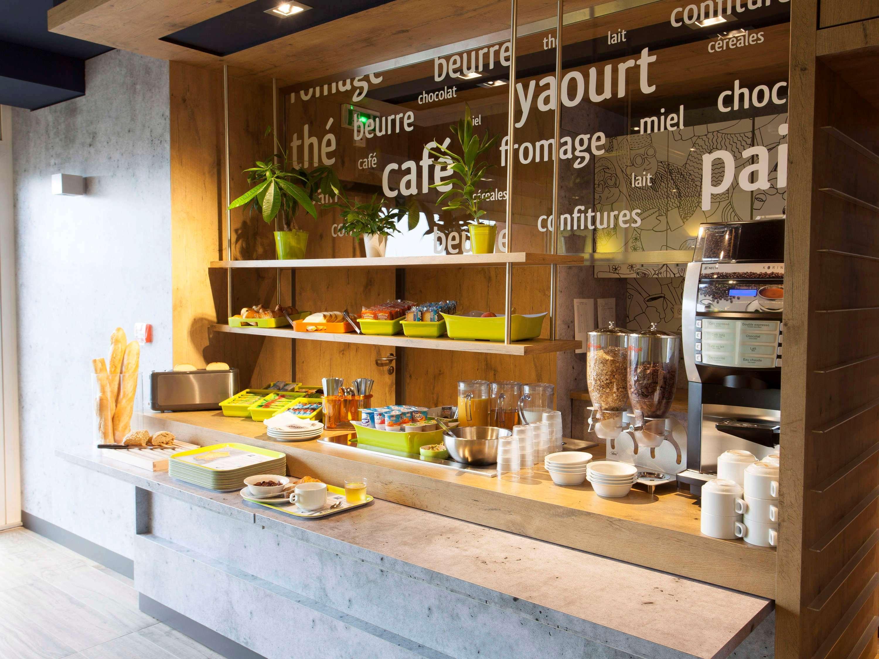 Ibis Budget Cherbourg - La Glacerie Εξωτερικό φωτογραφία