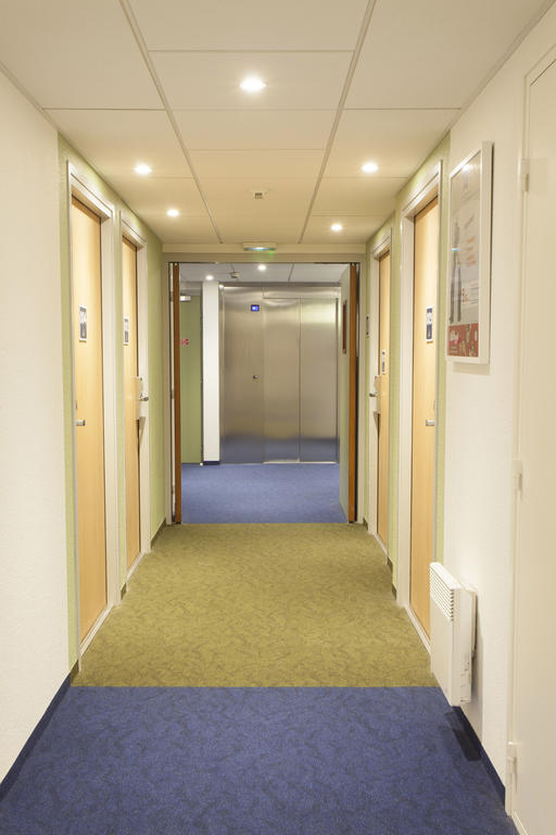 Ibis Budget Cherbourg - La Glacerie Εξωτερικό φωτογραφία